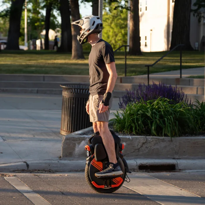INMOTION V11Y - Image 11